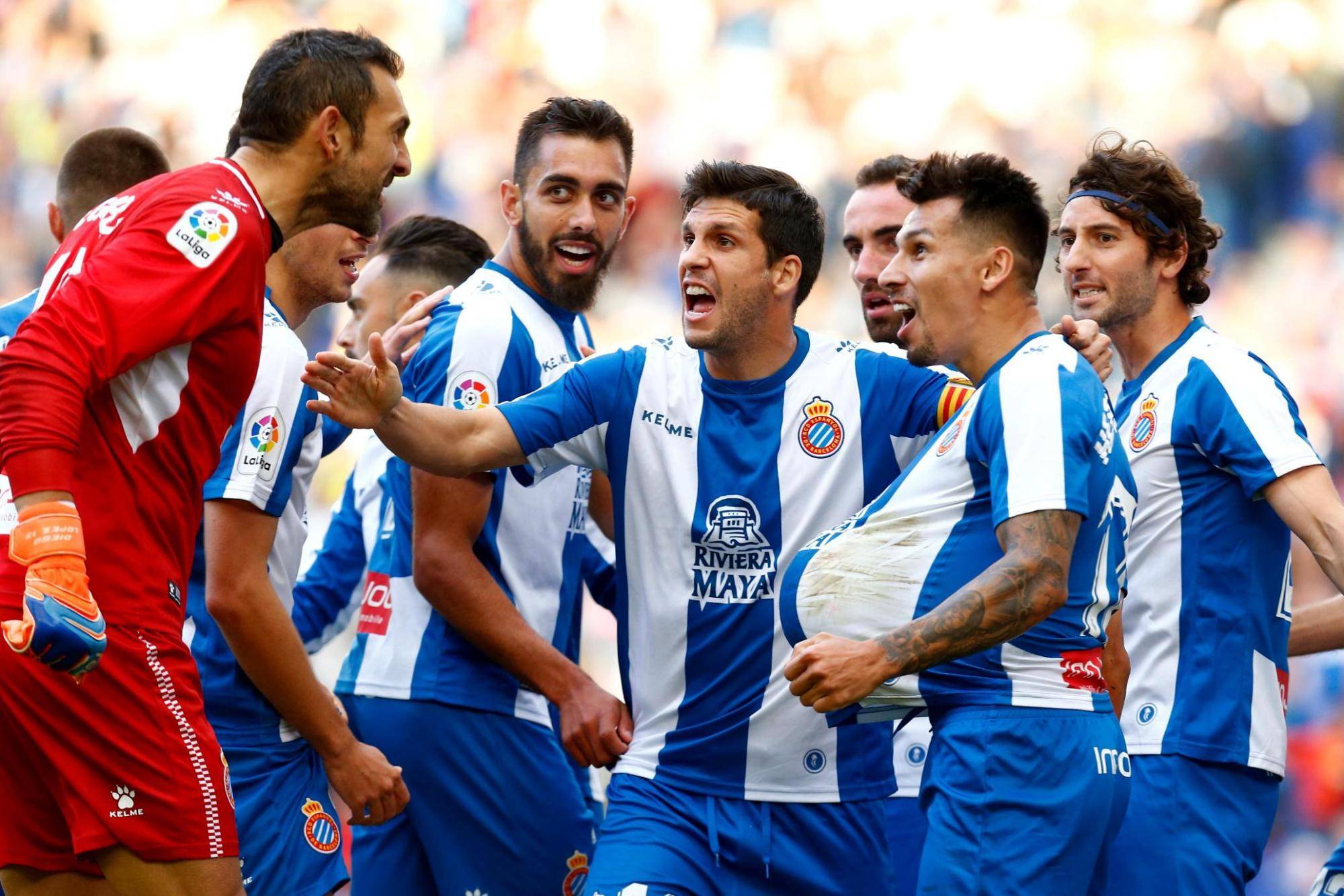 B体育体育登录入口-关于法兰克福客场痛失胜利，遭遇挫折的信息