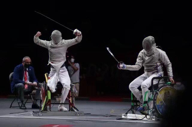 瑞士击剑选手技压群雄,展现独特魅力 瑞士击剑选手技压群雄,展现独特魅力