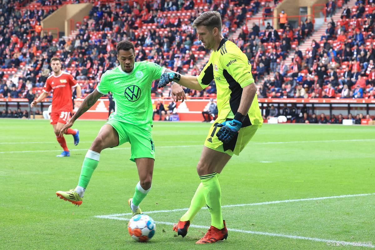 包含沃尔夫斯堡队在主场取得耀眼的胜利的词条 包含沃尔夫斯堡队在主场取得耀眼的胜利的词条