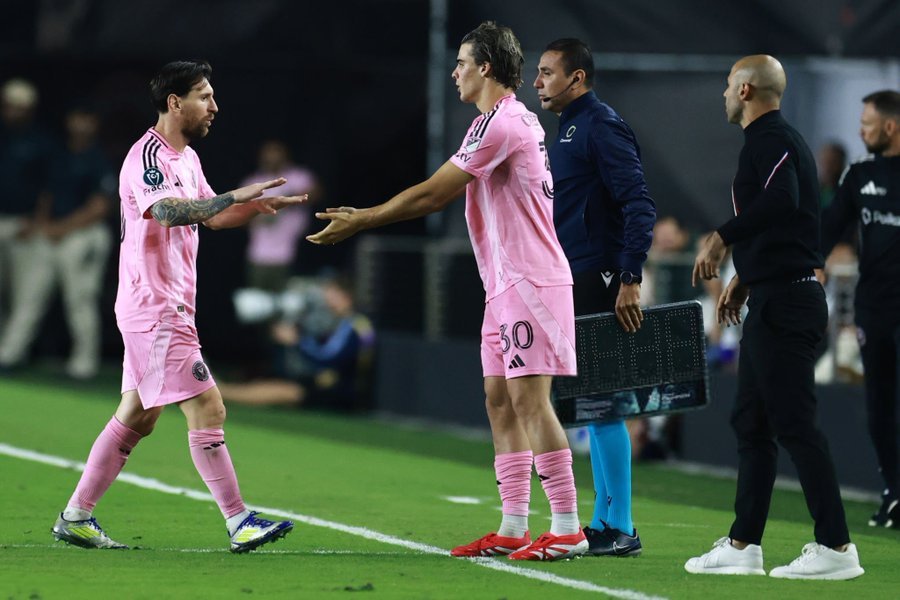 B体育体育亚洲官网-关于梅西带领球队取得胜利，打破对手防守的信息