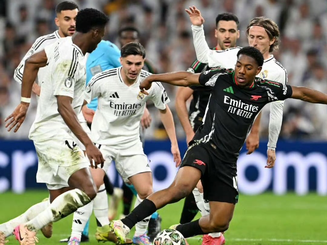 B体育体育视频-包含皇家马德里双核心伤愈复出,再战欧战的词条