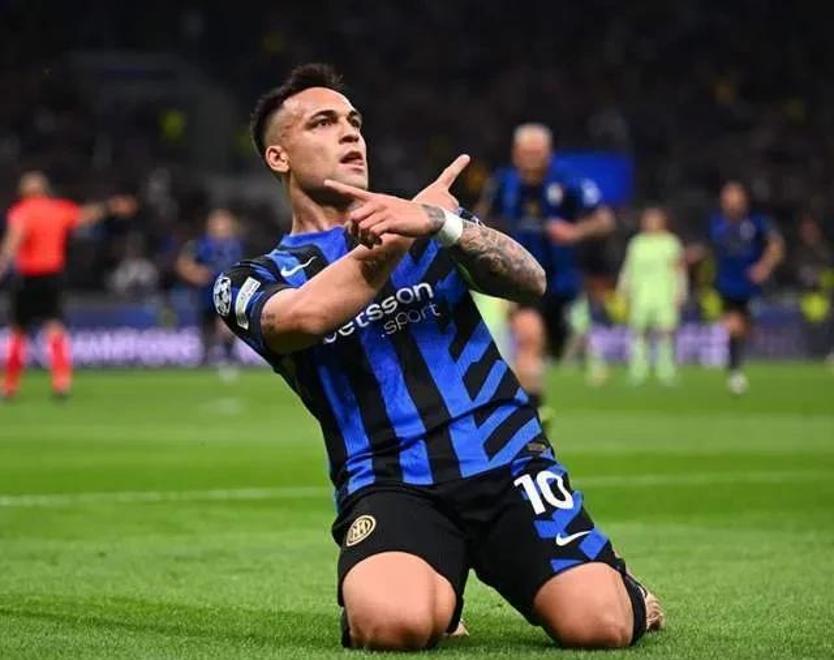 B体育体育网址-国际米兰惊险获胜,球迷狂欢