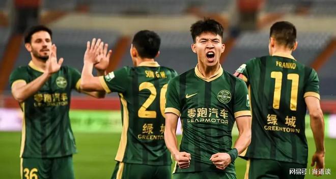 外援表现出色,帮助球队一举反超对手取胜的简单介绍 外援表现出色,帮助球队一举反超对手取胜的简单介绍