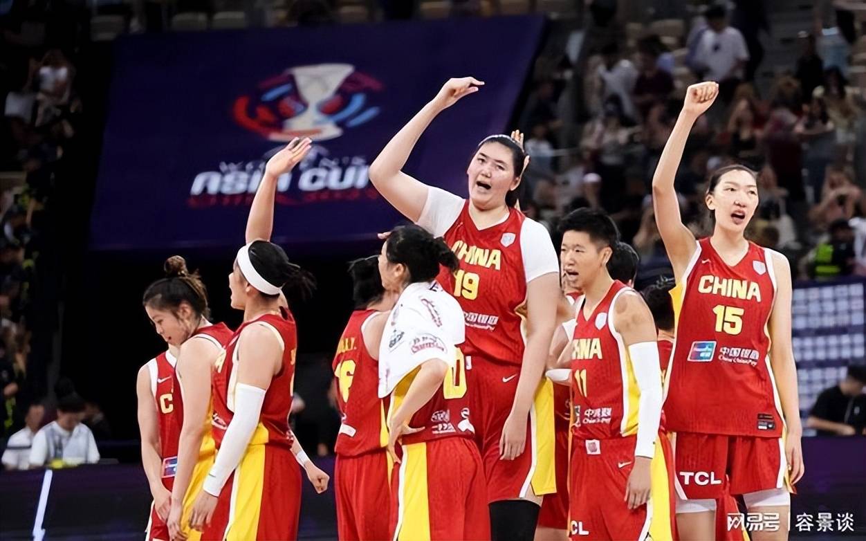 上海女篮备战决赛，力争夺冠的简单介绍