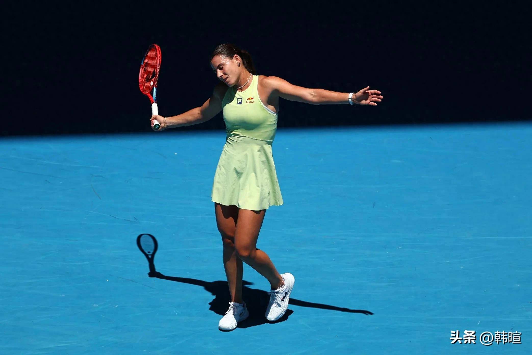 B体育体育入口-体操比赛澳大利亚选手优雅飘逸,荣耀登顶的简单介绍