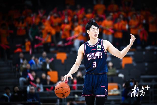 B体育体育竞技-关于广东华南虎战胜新疆队,取得连胜纪录的信息