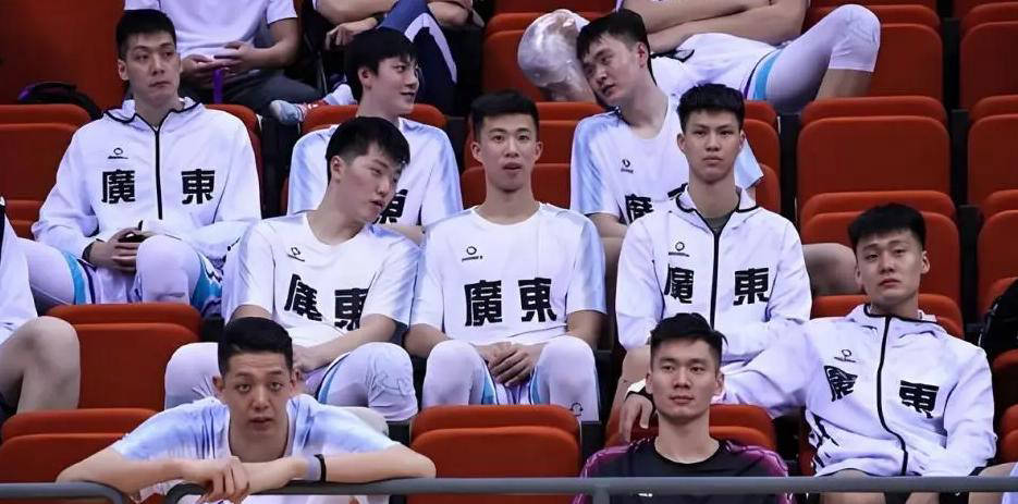 B体育体育网址-广东男篮夺得CBA总冠军,创历史五连冠,球队成为历史最强之一的简单介绍